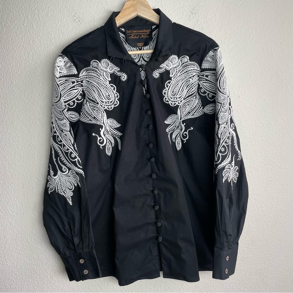 Soft Surroundings Label Noir Embroidered Button-down L